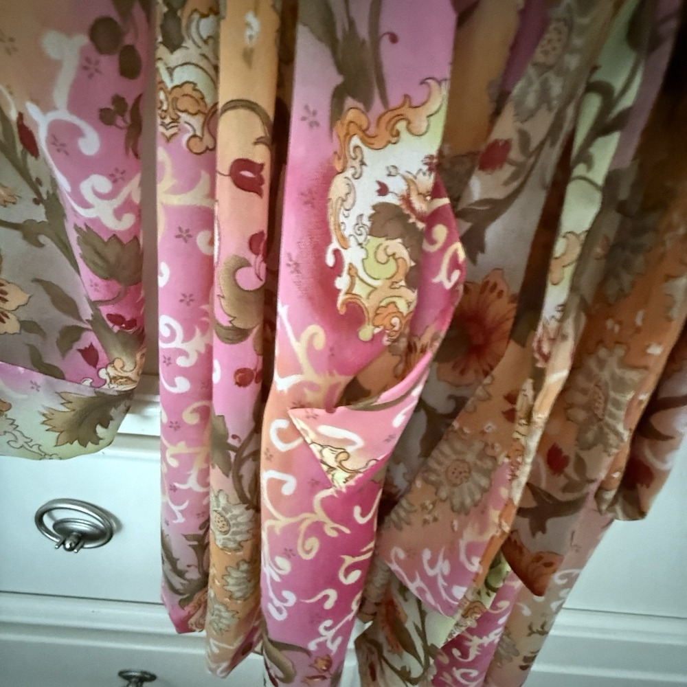 Victoria's Secret Pink Floral Robe - Picture 8 of 10